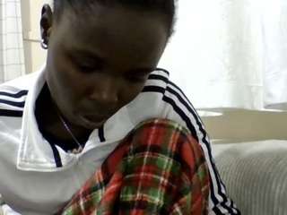 taliah-petite