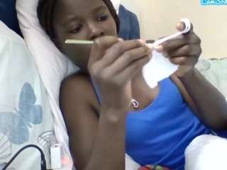 Taliah-petite live cam preview