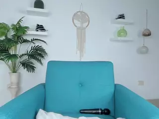 Aura-cute's Live Sex Cam Show