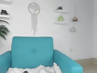 Aura-cute's Live Sex Cam Show