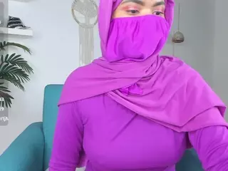 Aura-cute's Live Sex Cam Show