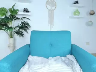 Aura-cute's Live Sex Cam Show