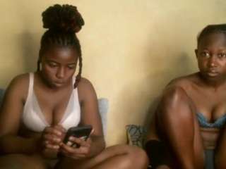 jessicapearl's CamSoda show and profile