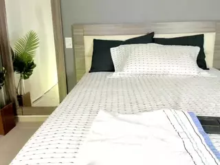 lexxie-bunny's Live Sex Cam Show