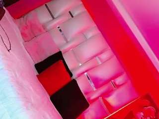  manuela-kingsley chat room