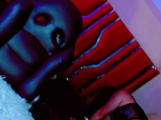 manuela-kingsley webcam model