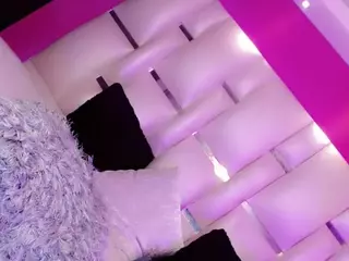 Manuela-Kingsley's Live Sex Cam Show
