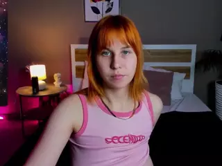 Mary-Radiant's Live Sex Cam Show