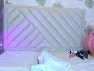 samanthaduque1 webcam model