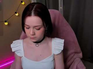 monica-shy