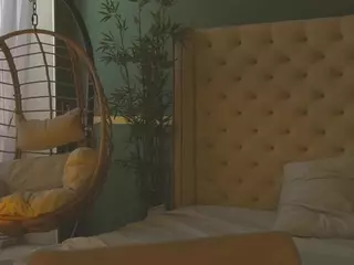 SinfulSapphiree's Live Sex Cam Show