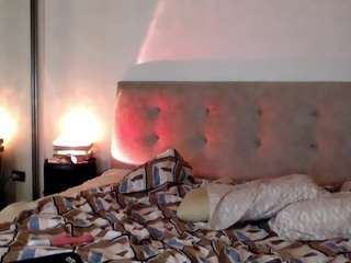 yummybabes Live Webcam on CamSoda