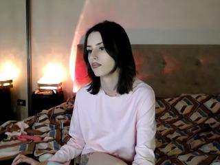 yummybabes Live Webcam on CamSoda