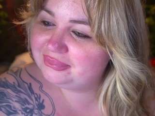 zarareign live webcam show