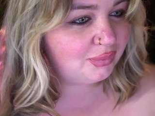zarareign live webcam show