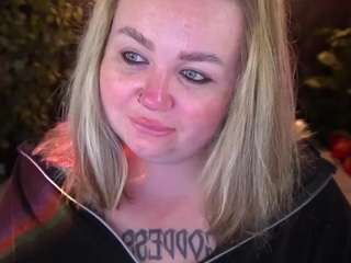 ZaraReign live cam preview