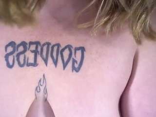 ZaraReign live cam preview