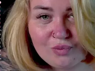 ZaraReign's Live Sex Cam Show