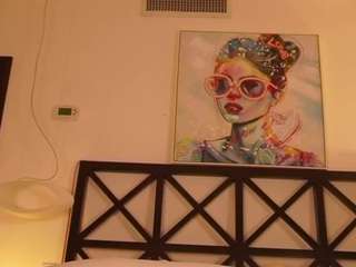 lunamystyque Live Webcam on CamSoda