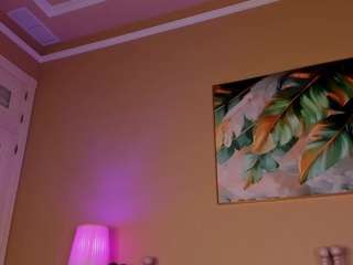 LunaMystyque live webcam show