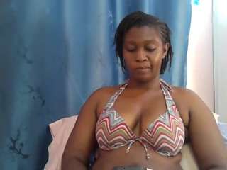 curvy-princess2