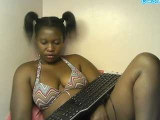 curvy-princess2 webcam