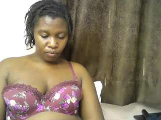 curvy-princess2 live webcam on Soda Cams