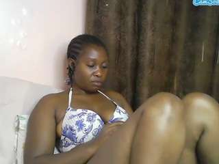 curvy-princess2