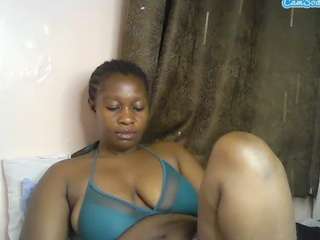 curvy-princess2