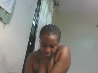 curvy-princess2