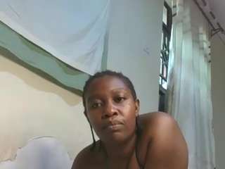 curvy-princess2