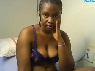 curvy-princess2's live room