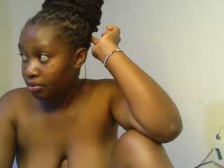 curvy-princess2