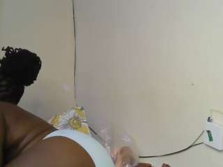 curvy-princess2