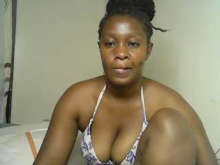 curvy-princess2