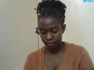 curvy-princess2 webcam model