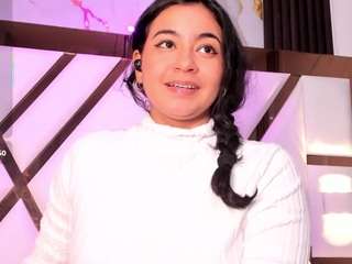 miilaklum's CamSoda show and profile