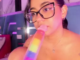 miilaklum's Live Sex Cam Show