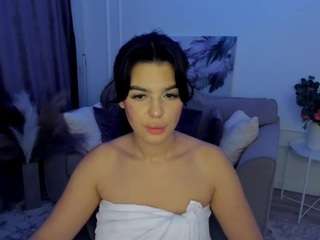 snowingwinter Live Webcam on CamSoda