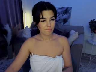 snowingwinter Live Webcam on CamSoda