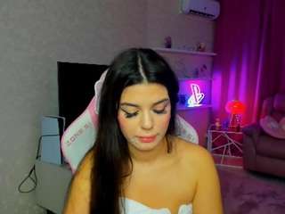 snowingwinter Live Webcam on CamSoda