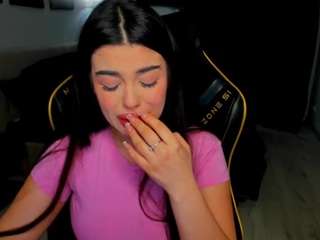 snowingwinter's CamSoda show and profile