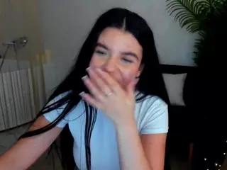 SnowingWinter's Live Sex Cam Show