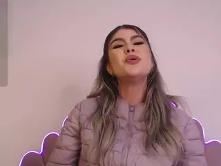 abigail777's Live Sex Cam Show