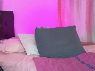 alana-parker6's CamSoda show and profile