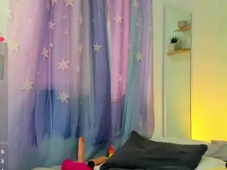 Alana-Parker6's Live Sex Cam Show