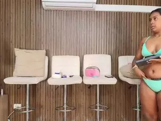 dayannawins's Live Sex Cam Show
