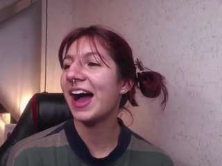 le modèle endlessnightfx est en webcam porno dans un show sur le site camsoda, il possède les tags suivants: amateur,blowjob,cock rating,dildo or vibrator,fingering,hazel eyes,no drinking,no smoking,red hair,sex toys,tattoos,teen 18,thin,young adult,hd,small tits