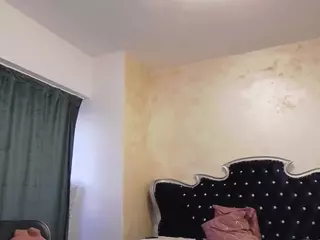 ivybanx's Live Sex Cam Show