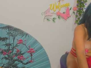 yacksii-grammss's CamSoda show and profile